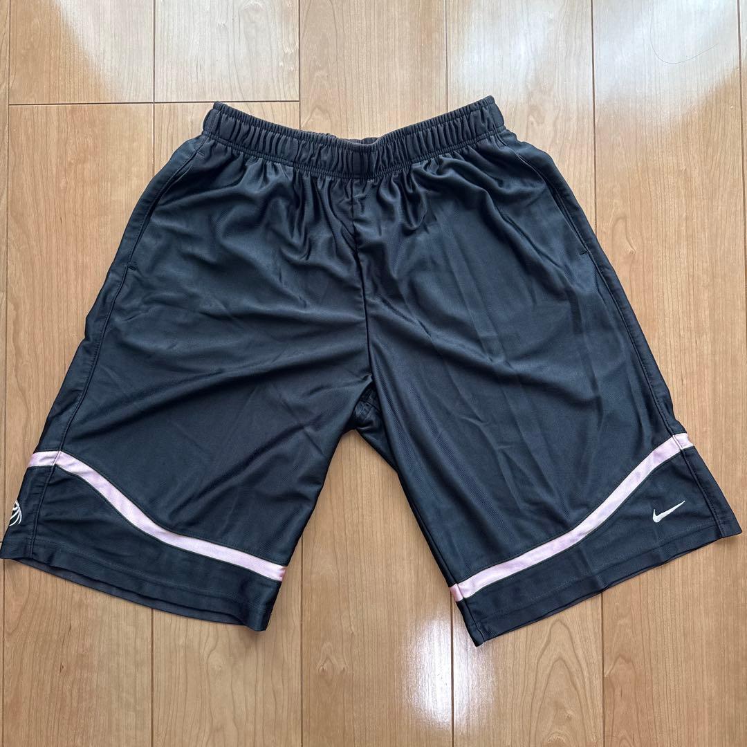 Nike DRI-FIT レディース バスケットボールパンツ 黒/ピンク (2/6)