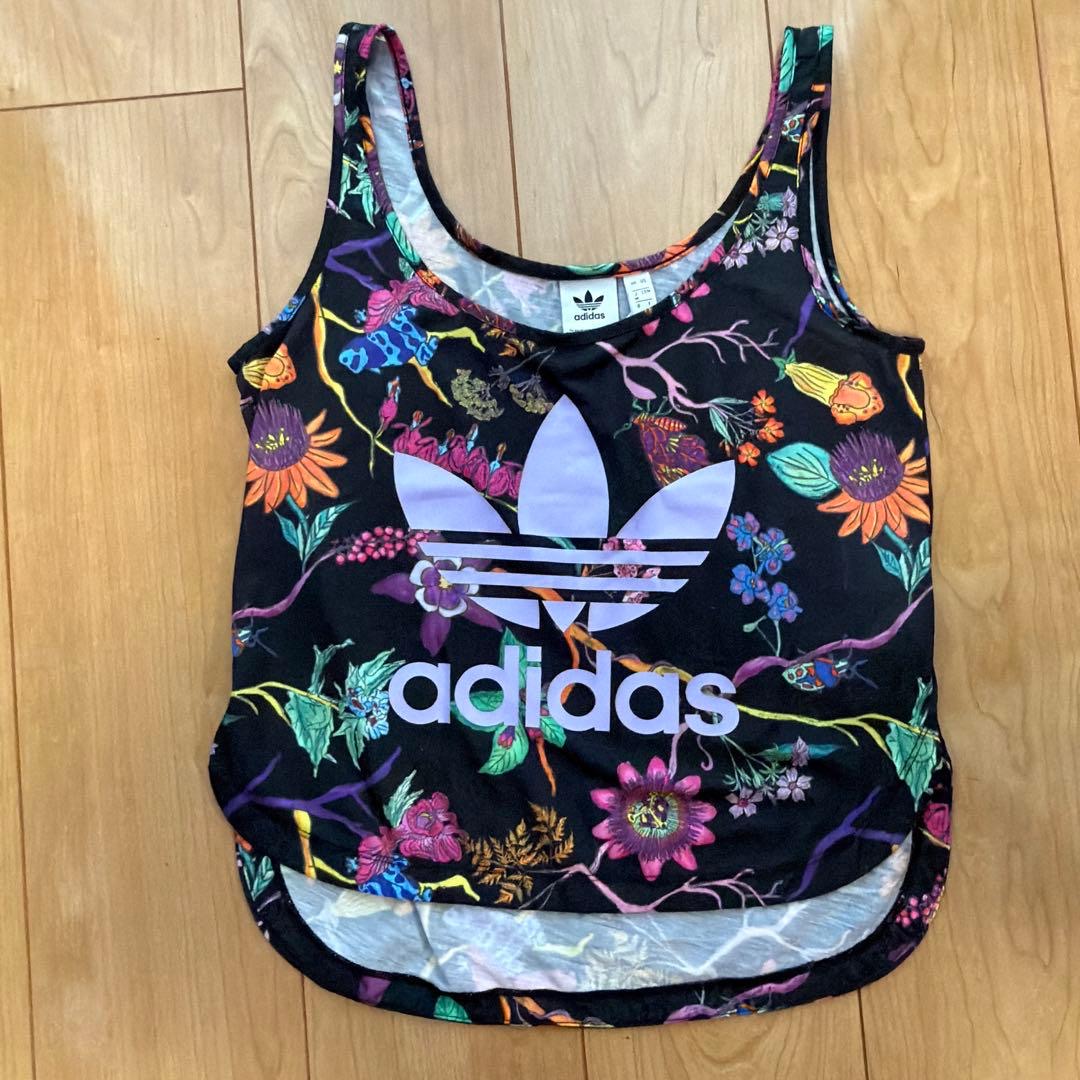adidas Originalsジャケット ショートパンツ タンクトップ セット (6/8)