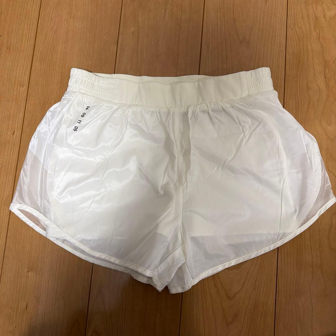 Nike ホワイト ショートパンツ レディース L (2/7)