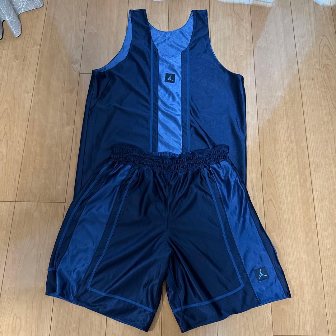 nike リバーシブル セットアップ セットダークブルー ジャンプマン 光沢 (1/5)