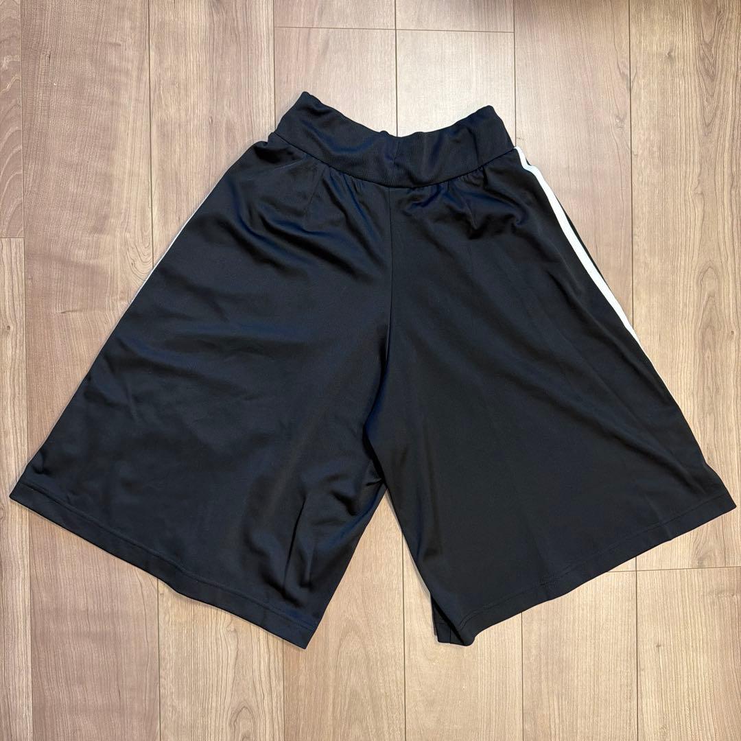 adidas ブラック 3本ライン キュロット レディースL (2/5)