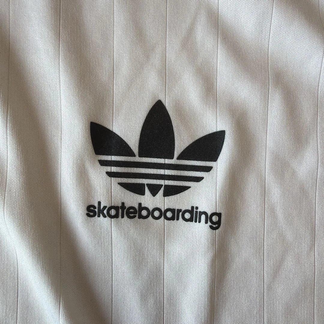 adidas Skateboarding Tシャツ トレフォイル (2/5)