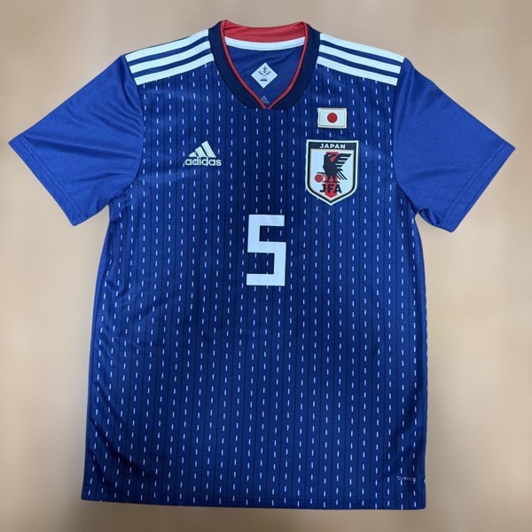 正規品: adidas サッカー日本代表 ユニフォーム 5番 長友