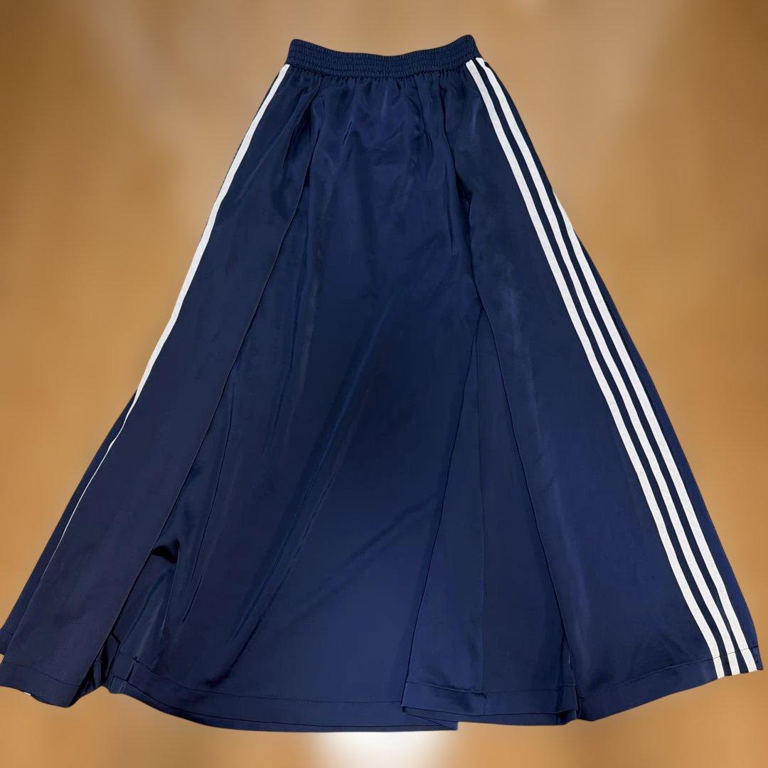 adidas ネイビー サテン フレアスカート S (2/7)