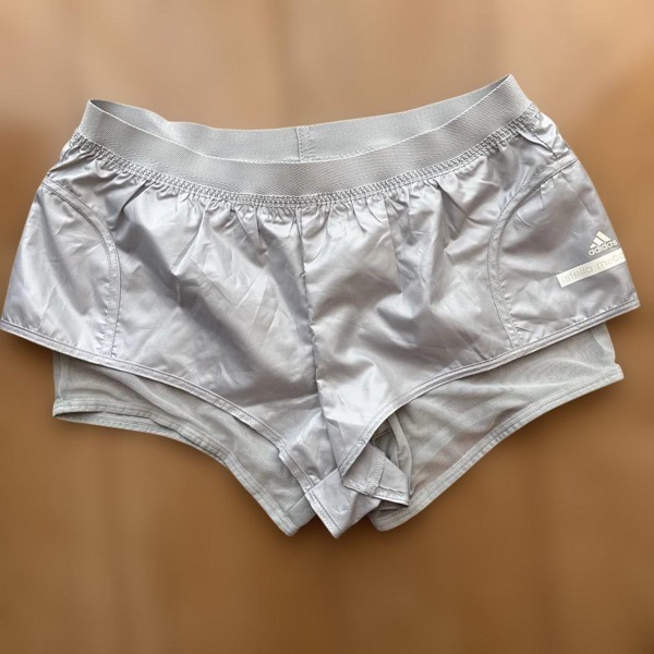 adidas StellaMcCartney シルバー XS ショーツ ランパン