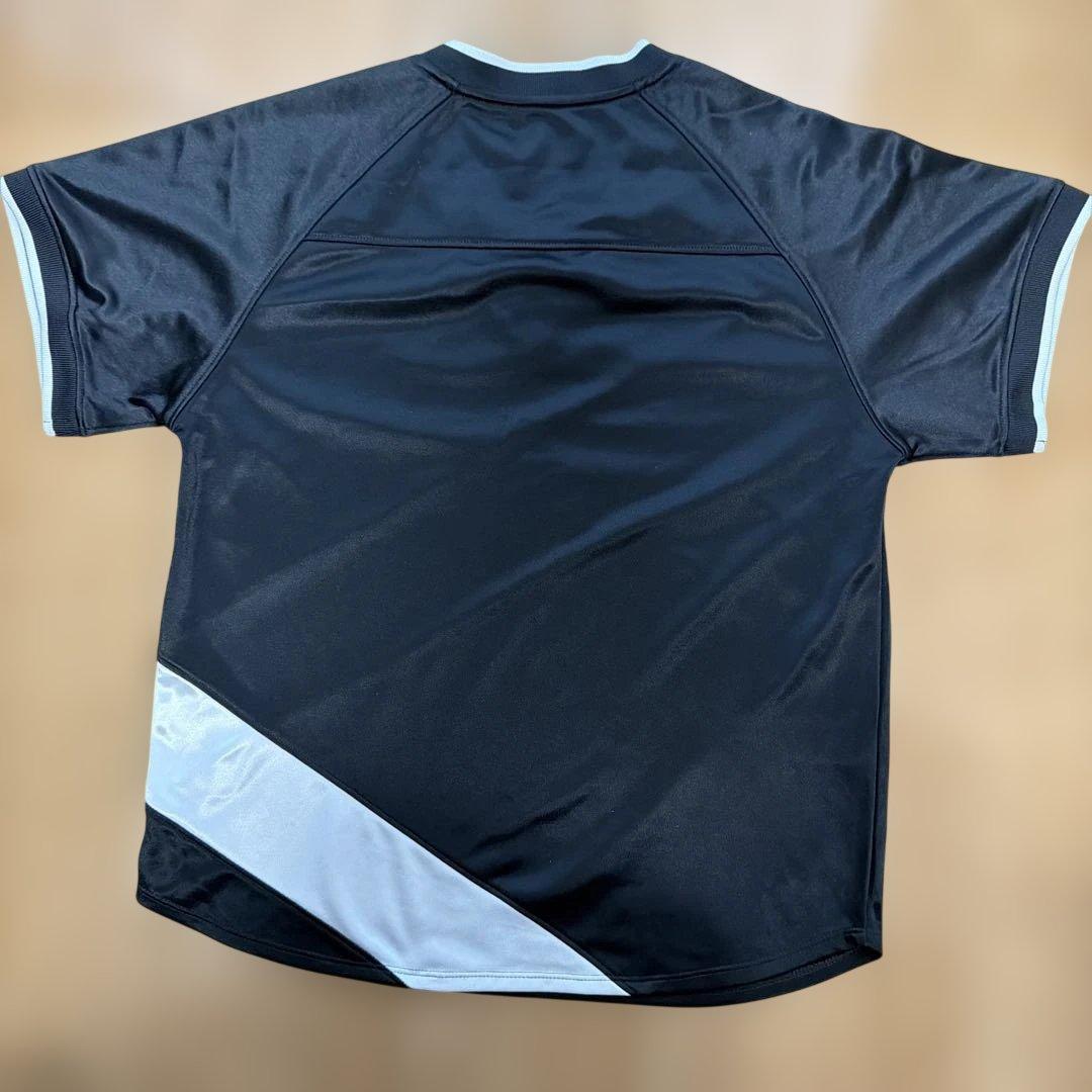 Nike レディース Vネック ゲームシャツ 黒/白 (2/6)