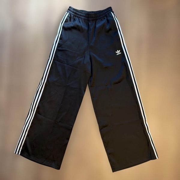 adidas ブラック ストライプ ワイドパンツ サテン光沢 M