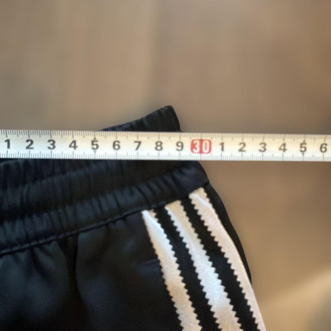 adidas ブラック ストライプ ワイドパンツ サテン光沢 M (3/5)