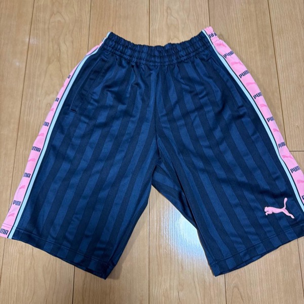 PUMA ストライプ ハーフパンツ ピンク/ネイビー