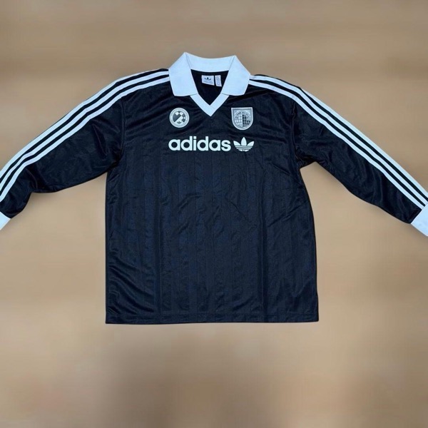 adidas ブラック ポロシャツ M-L