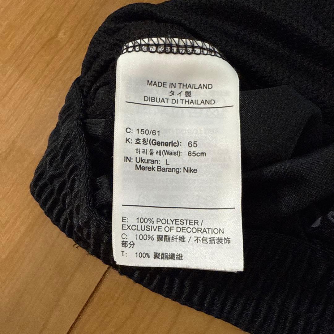 は*ん様 Nike 黒 レディース バスケットパンツ 光沢 (3/3)