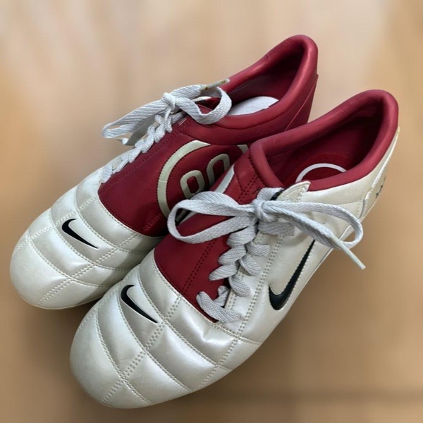 Nike Tital 90 III サッカーシューズ ホワイト/レッド 27.5