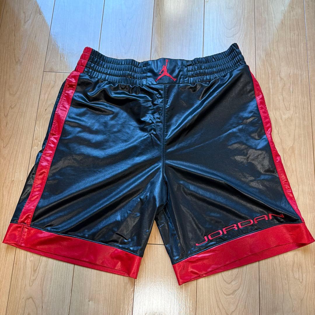 激レア Jordan バスケットボールパンツ L ブラック/レッド 光沢 (1/7)