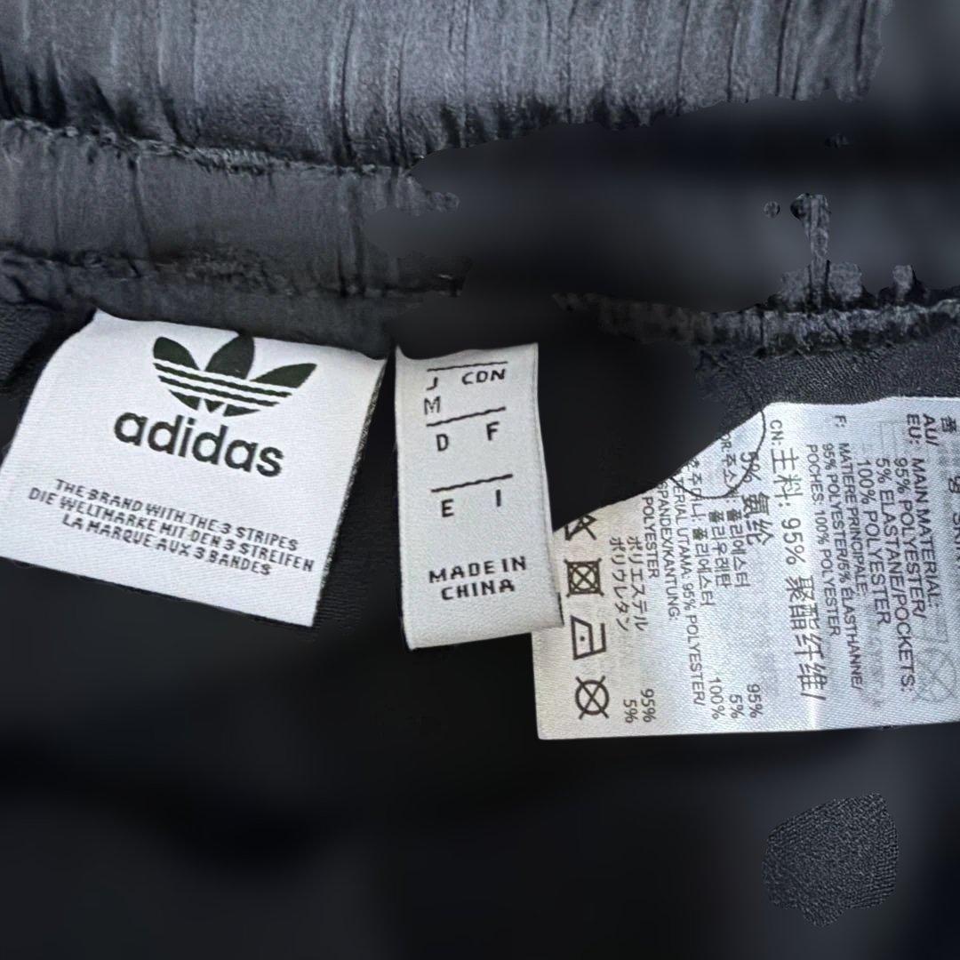 adidas ブラック フレアスカート M (2/2)