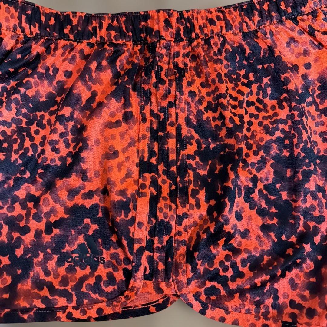 adidas climalite レディース レッド ヒョウ柄 ランニングパンツ (4/8)