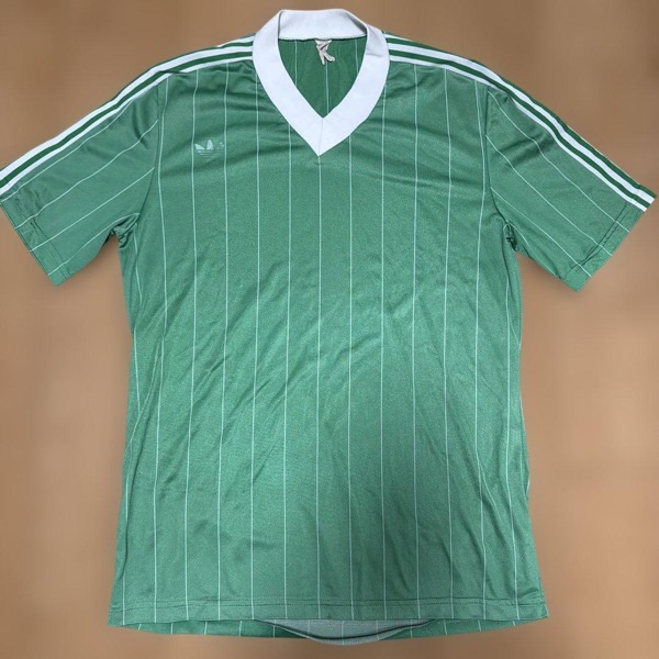 激レア 古着 adidas 緑 ストライプ Vネック Tシャツ