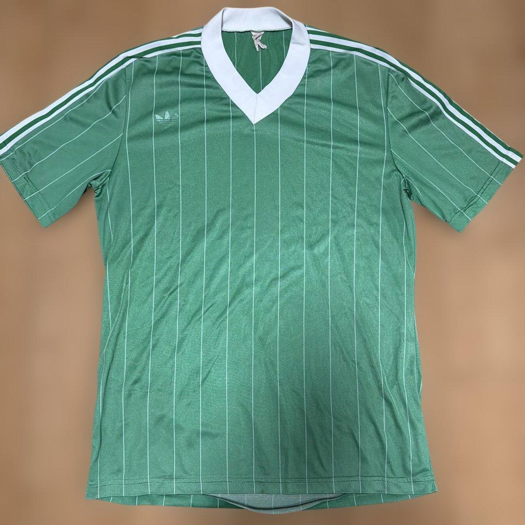 激レア 古着 adidas 緑 ストライプ Vネック Tシャツ (1/6)