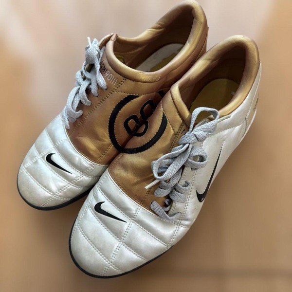 Nike Total 90 III シューズ ホワイト/ゴールド 27cm