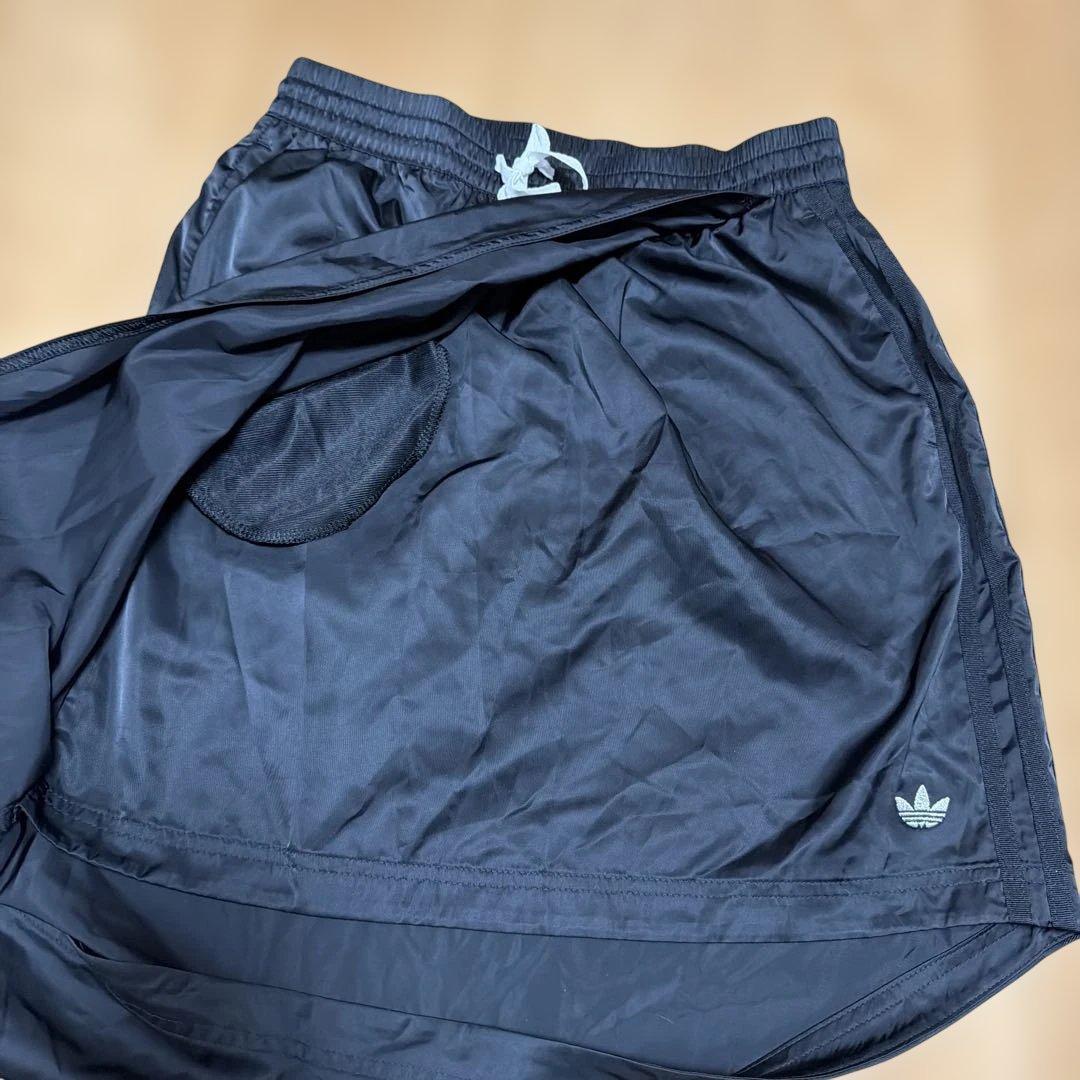adidas アシンメトリックミニスカート ブラック (3/4)