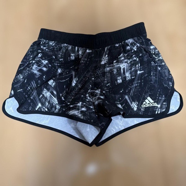 adidas response レディース M ランニングパンツ 黒白