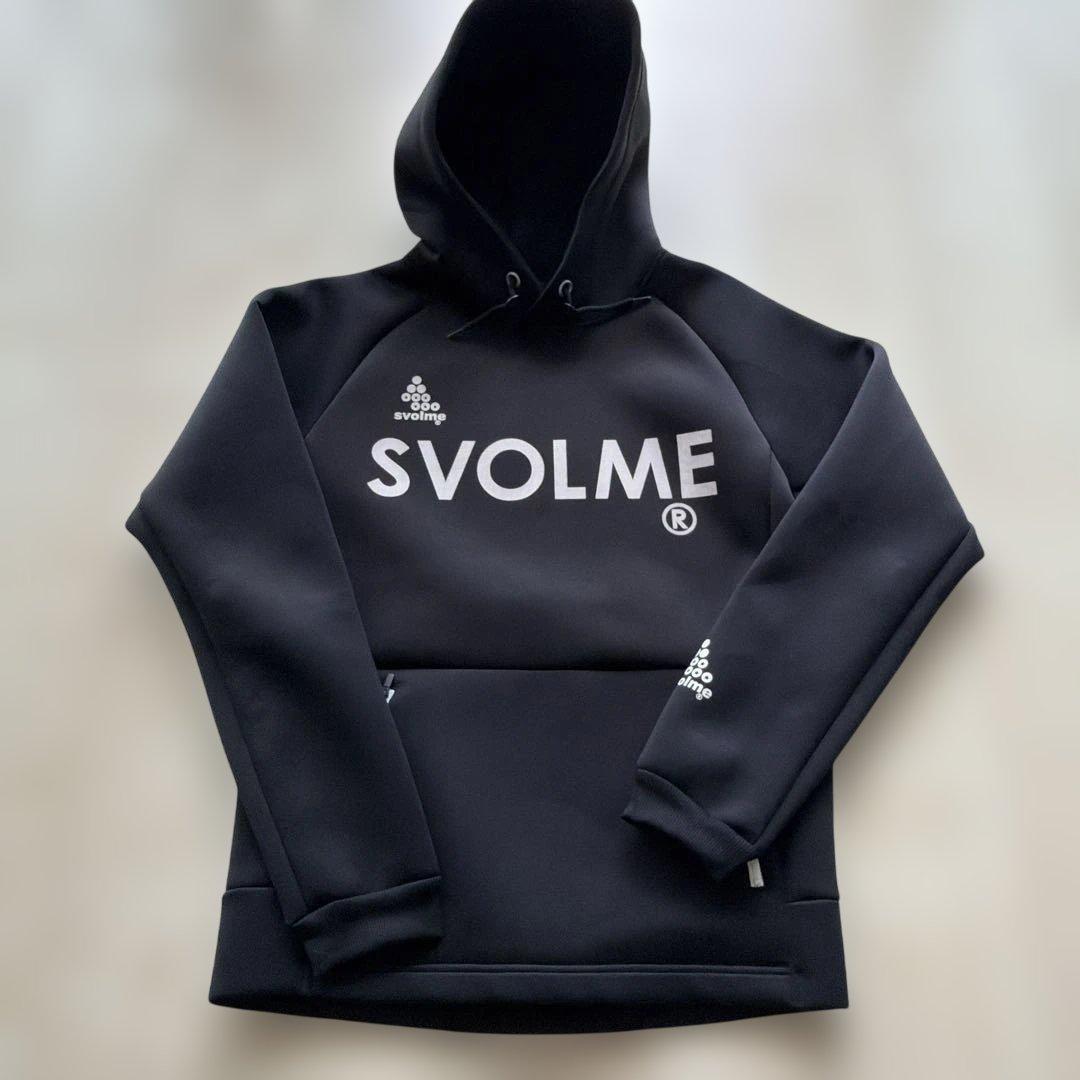 SVOLME ブラックパーカー フード付き (1/5)