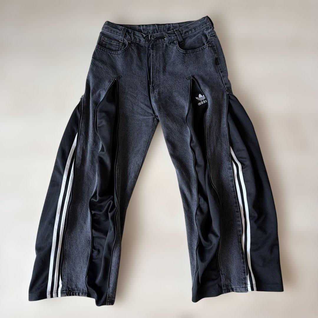adidas リメイクデニム ジップ切替 トレフォイル (2/4)