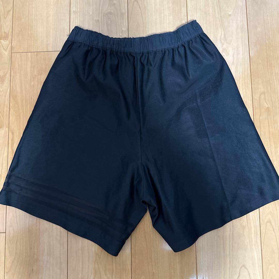 adidas レディース ショートパンツ (2/3)